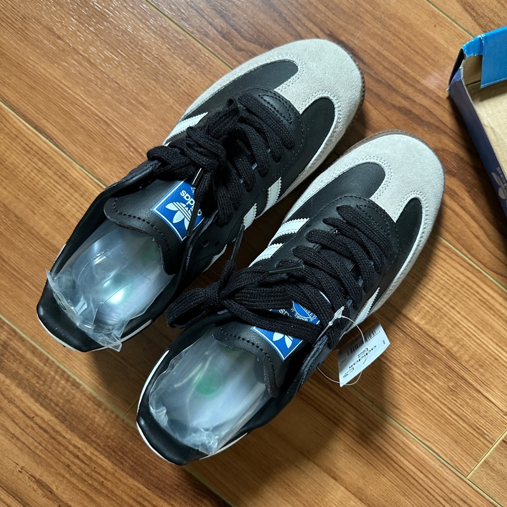 Black Sambas